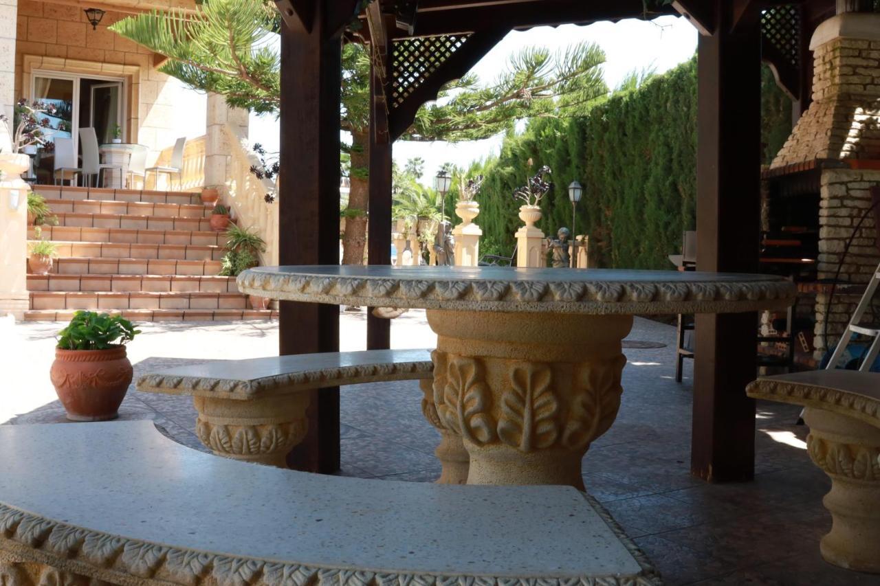 Villa Tres Palmeras En Alfaz Del Pi , Albir, Benidorm L'Alfas del Pi Exterior photo