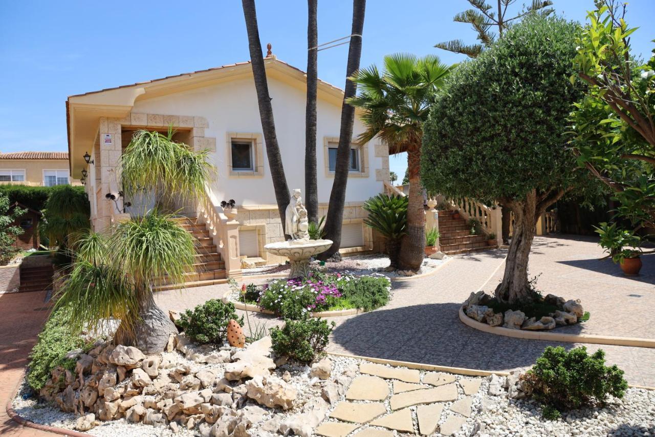 Villa Tres Palmeras En Alfaz Del Pi , Albir, Benidorm L'Alfas del Pi Exterior photo