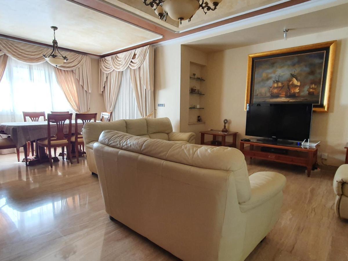 Villa Tres Palmeras En Alfaz Del Pi , Albir, Benidorm L'Alfas del Pi Exterior photo